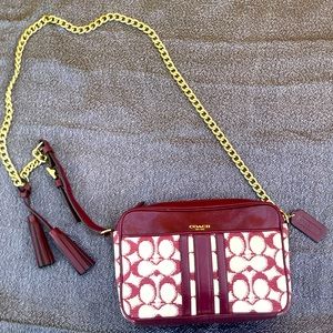 COACH NEEDLEPOINT SIGNATURE FLIGHT BAG BORDEAUX